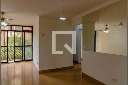 Sala de apartamento à venda com 3 quartos, 76m² em Vila Campestre, São Paulo