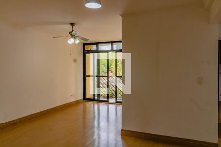 Sala de apartamento à venda com 3 quartos, 76m² em Vila Campestre, São Paulo