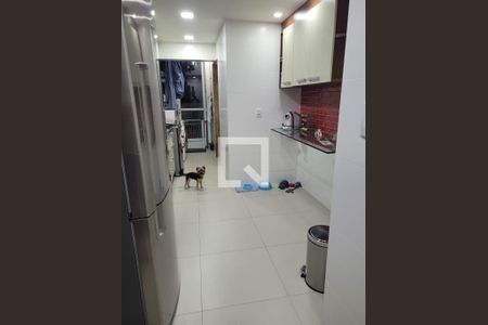 Cozinha de apartamento à venda com 3 quartos, 180m² em Itaipu, Niterói