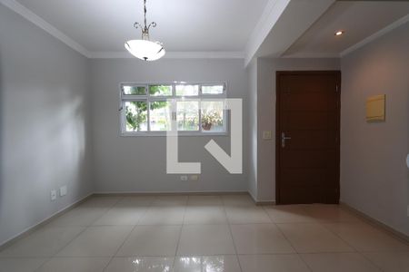 Sala de casa de condomínio para alugar com 3 quartos, 117m² em Vila Antonieta, São Paulo