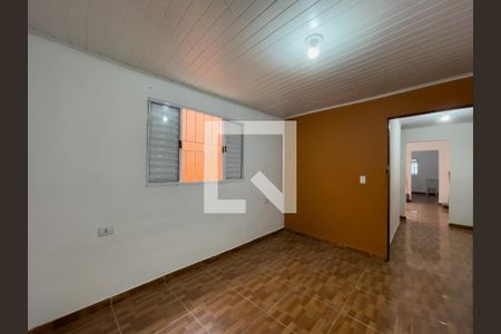 Quarto de casa para alugar com 1 quarto, 70m² em Cidade Nitro Operária, São Paulo