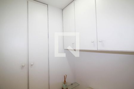 Lavabo de apartamento para alugar com 1 quarto, 50m² em Itaim Bibi, São Paulo