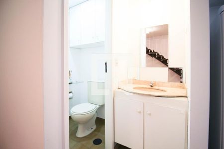 Lavabo de apartamento para alugar com 1 quarto, 50m² em Itaim Bibi, São Paulo