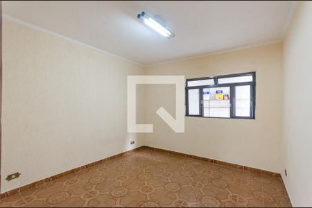 Quarto 1 de casa para alugar com 2 quartos, 80m² em Vila Iorio, São Paulo