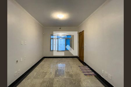 Sala de casa para alugar com 3 quartos, 139m² em Vila Pedroso, São Paulo