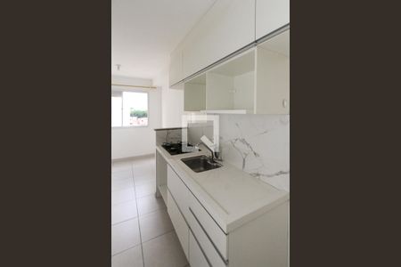 Cozinha de kitnet/studio para alugar com 1 quarto, 27m² em Vila Ema, São Paulo