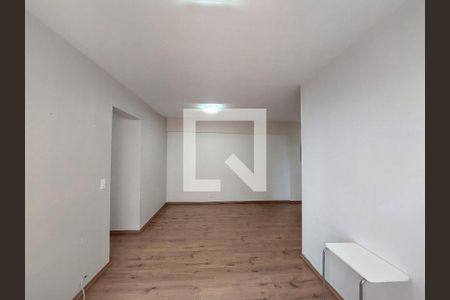 Sala de apartamento para alugar com 3 quartos, 90m² em Socorro, São Paulo