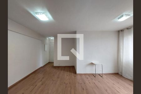 Sala de apartamento para alugar com 3 quartos, 90m² em Socorro, São Paulo