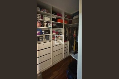 Closet de apartamento à venda com 2 quartos, 80m² em Umuarama, Osasco