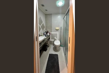 Banheiro de apartamento à venda com 2 quartos, 80m² em Umuarama, Osasco