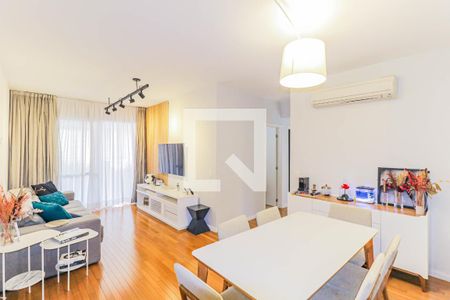 Sala de apartamento à venda com 3 quartos, 115m² em Santo Amaro, São Paulo