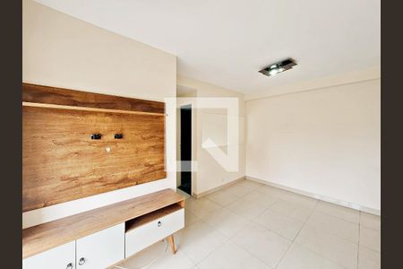 Sala de apartamento para alugar com 2 quartos, 70m² em Ponte Grande, Guarulhos