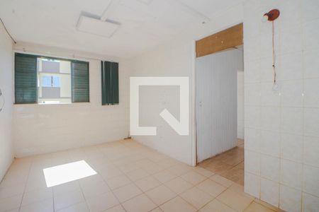 Sala de apartamento à venda com 3 quartos, 90m² em Rubem Berta, Porto Alegre