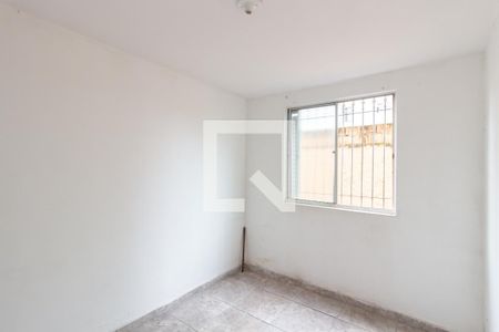 Quarto 2 de apartamento para alugar com 2 quartos, 57m² em Conjunto Residencial José Bonifácio, São Paulo