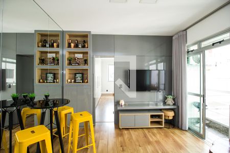 Sala de apartamento à venda com 1 quarto, 50m² em Funcionários, Belo Horizonte