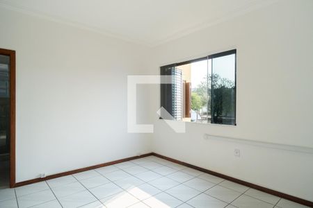 Quarto  de apartamento à venda com 1 quarto, 53m² em Medianeira, Porto Alegre