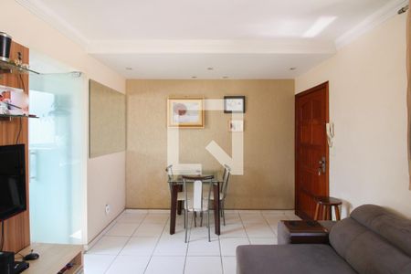 Sala de apartamento para alugar com 2 quartos, 50m² em Heliópolis, Belo Horizonte