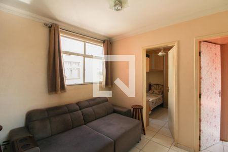 Sala de apartamento para alugar com 2 quartos, 50m² em Heliópolis, Belo Horizonte