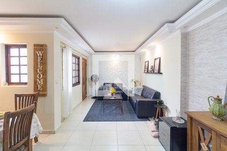 Sala de casa à venda com 4 quartos, 220m² em Km 18, Osasco