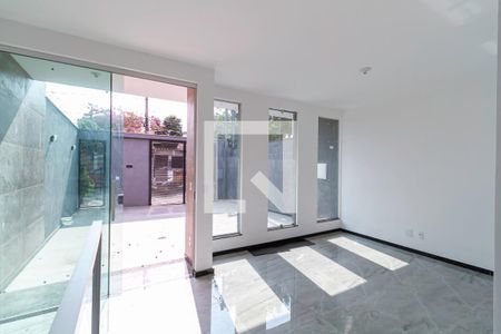 Sala 1 de casa à venda com 3 quartos, 170m² em Santa Amelia, Belo Horizonte