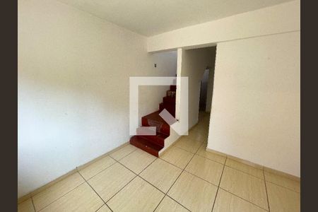 Sala de casa para alugar com 2 quartos, 46m² em Santa Luzia, Contagem