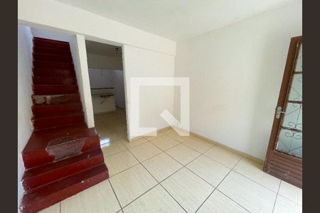 Sala de casa para alugar com 2 quartos, 46m² em Santa Luzia, Contagem