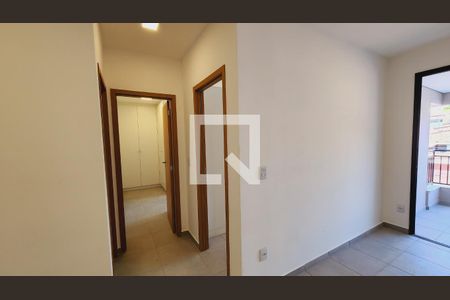 Corredor de apartamento para alugar com 2 quartos, 69m² em Recanto Quarto Centenario, Jundiaí