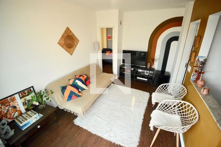 Sala de apartamento à venda com 3 quartos, 110m² em Padre Eustáquio, Belo Horizonte