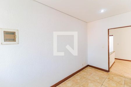 Quarto 1 de casa para alugar com 2 quartos, 120m² em Chácara Santo Antônio (zona Sul), São Paulo