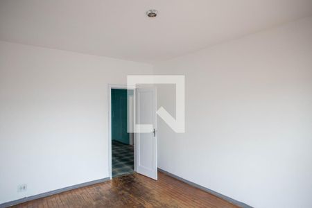 Sala/Quarto de casa à venda com 4 quartos, 280m² em Sagrada Família, Belo Horizonte