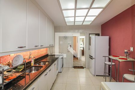 Apartamento à venda com 205m², 3 quartos e 2 vagas Apartamento à venda com 205m², 3 quartos e 2 vagasCozinha