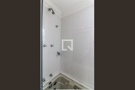 Apartamento à venda com 205m², 3 quartos e 2 vagas Apartamento à venda com 205m², 3 quartos e 2 vagasSuíte - Banheiro