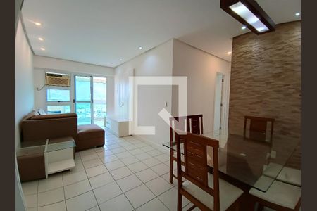 Sala de apartamento para alugar com 2 quartos, 76m² em Recreio dos Bandeirantes, Rio de Janeiro