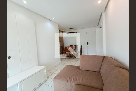 Sala de apartamento para alugar com 2 quartos, 76m² em Recreio dos Bandeirantes, Rio de Janeiro