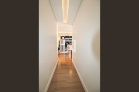 Corredor de apartamento à venda com 2 quartos, 55m² em Vila Mimosa, Campinas