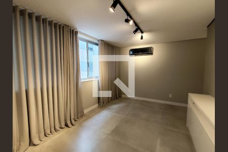 Sala de apartamento à venda com 1 quarto, 89m² em Funcionários, Belo Horizonte