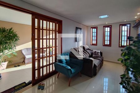 Sala de Estar de casa à venda com 3 quartos, 100m² em Vila Iapi, Campinas