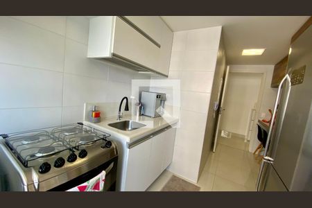 Cozinha de apartamento à venda com 2 quartos, 74m² em Caiçaras, Belo Horizonte