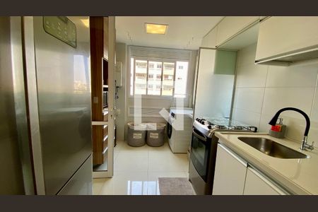 Cozinha de apartamento à venda com 2 quartos, 74m² em Caiçaras, Belo Horizonte