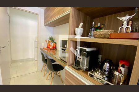 Cozinha de apartamento à venda com 2 quartos, 74m² em Caiçaras, Belo Horizonte