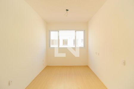 Sala/Quarto de kitnet/studio para alugar com 1 quarto, 25m² em Conjunto Residencial José Bonifácio, São Paulo