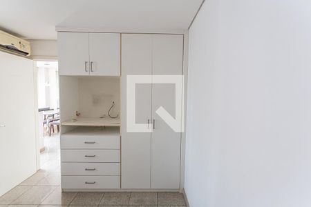 Armário da Suíte de apartamento à venda com 1 quarto, 50m² em Luxemburgo, Belo Horizonte