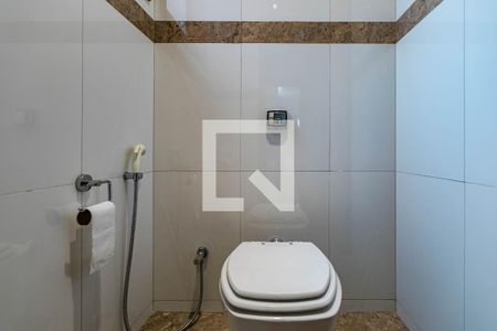 Lavabo  de casa para alugar com 3 quartos, 297m² em Vila Nova Socorro, Mogi das Cruzes