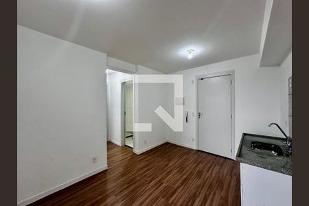 Sala/Cozinha de apartamento para alugar com 2 quartos, 36m² em Vila Cruzeiro, São Paulo