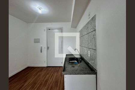 Sala/Cozinha de apartamento para alugar com 2 quartos, 36m² em Vila Cruzeiro, São Paulo