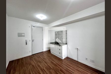 Sala/Cozinha de apartamento para alugar com 2 quartos, 36m² em Vila Cruzeiro, São Paulo