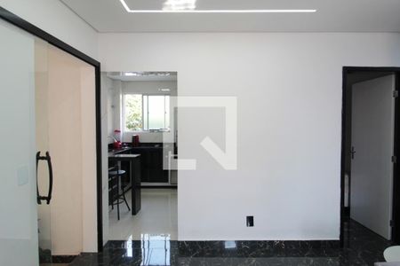 Sala de apartamento à venda com 3 quartos, 190m² em Santa Terezinha, Belo Horizonte