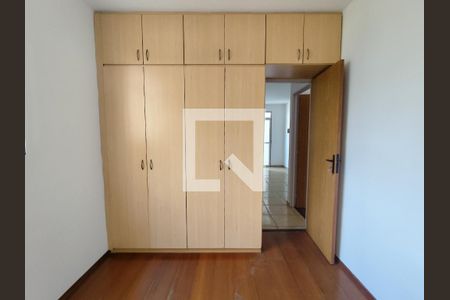 Quarto 2 de apartamento para alugar com 2 quartos, 50m² em Buritis, Belo Horizonte