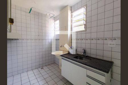 Cozinha de apartamento para alugar com 2 quartos, 50m² em Buritis, Belo Horizonte