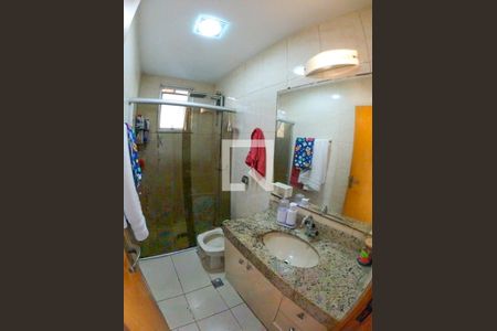 Banheiro de apartamento à venda com 2 quartos, 130m² em Castelo, Belo Horizonte